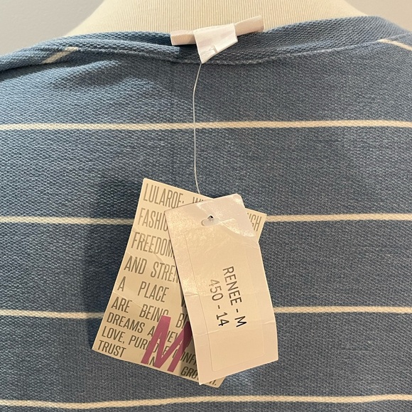 NWT LuLaRoe Renee Top - Picture 4 of 7